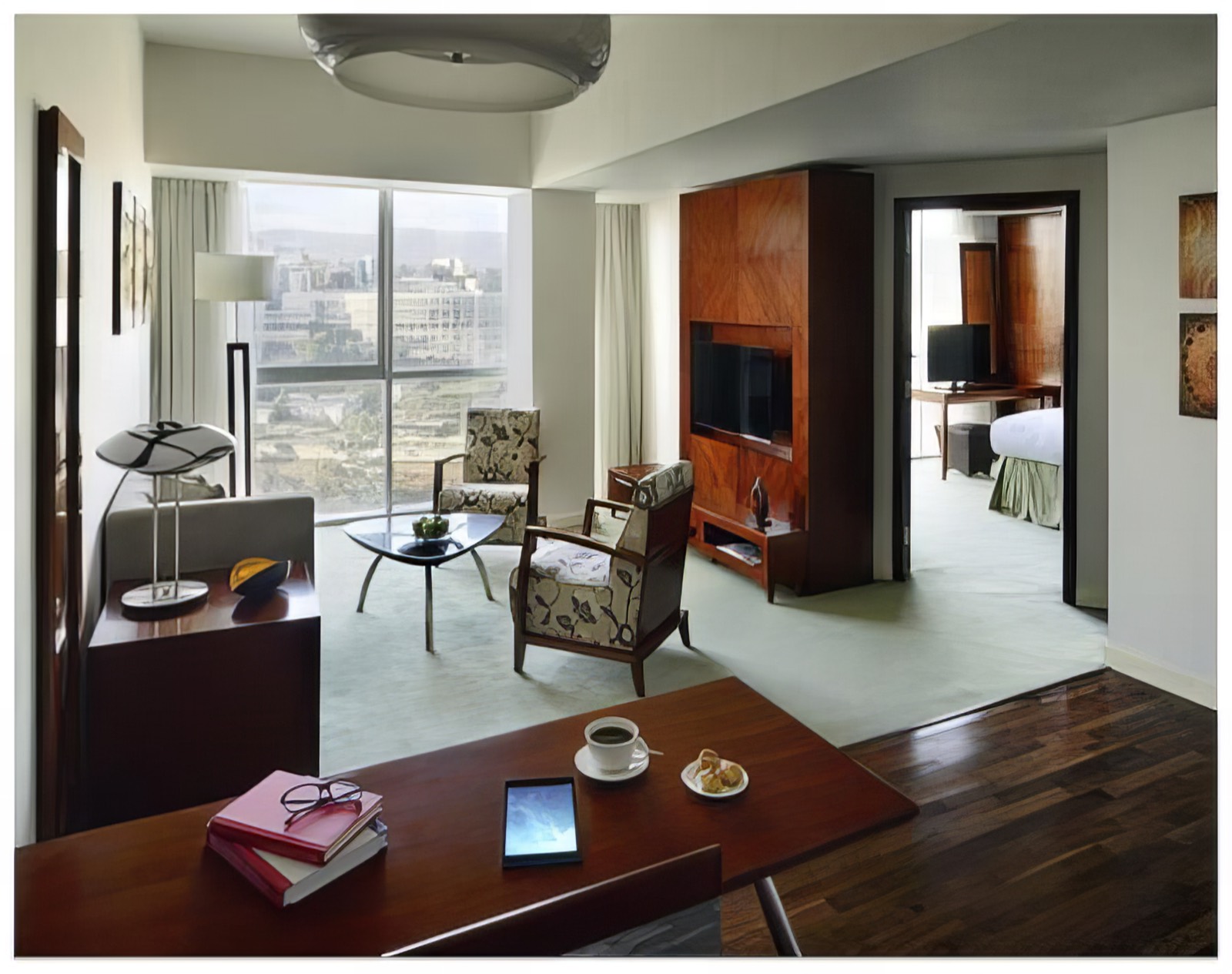 Marriott Executive Apartments gallery view 4